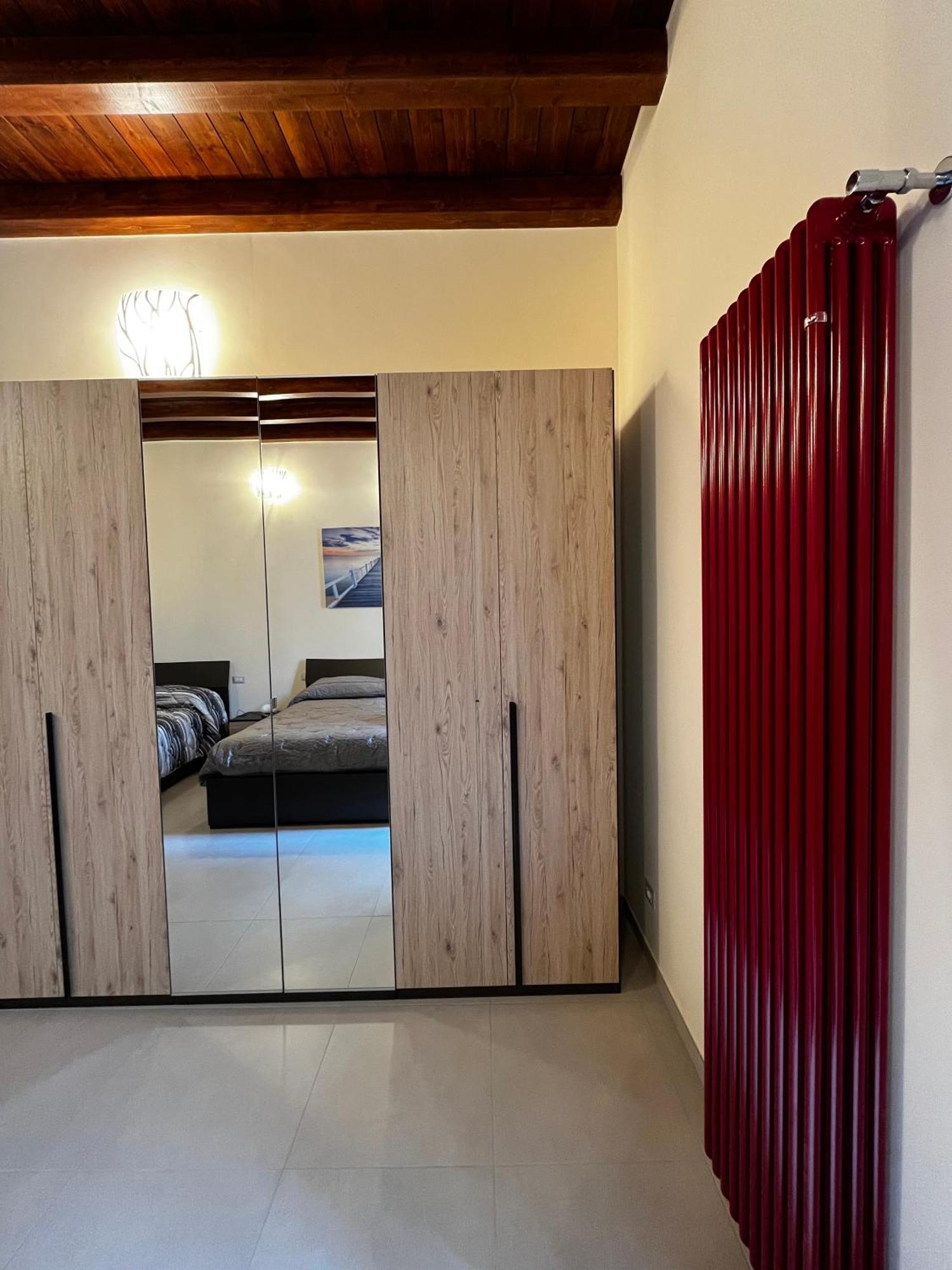 In Centro Rooms And Apartments Isola di Liri Bagian luar foto