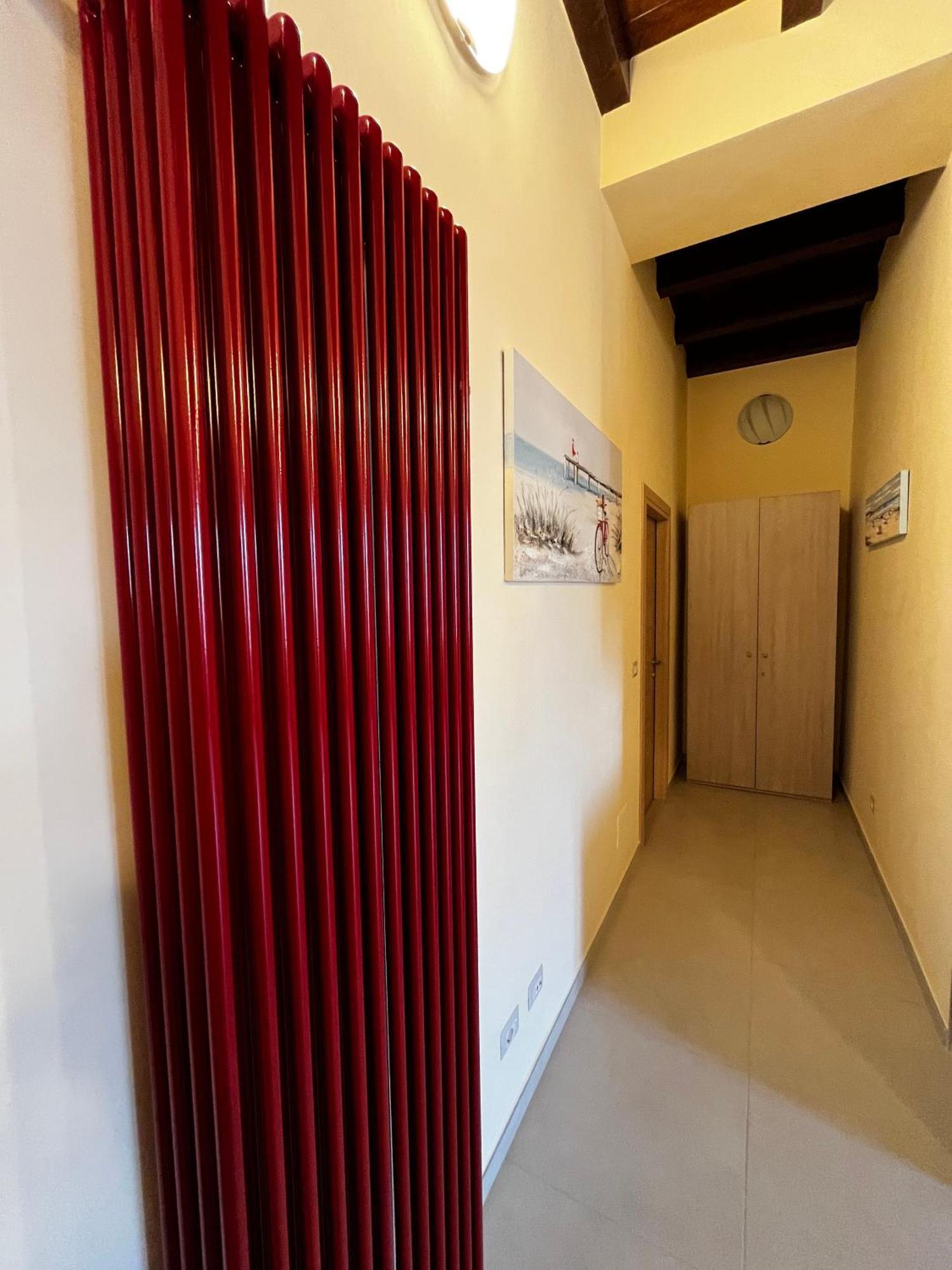 In Centro Rooms And Apartments Isola di Liri Bagian luar foto